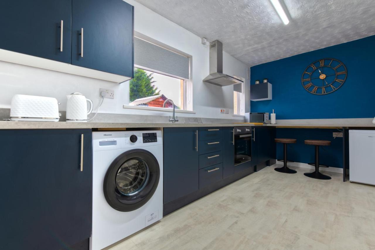 Rookwood House - Spacious Home With Free Parking - Short Stay Leeds Leeds  Ngoại thất bức ảnh