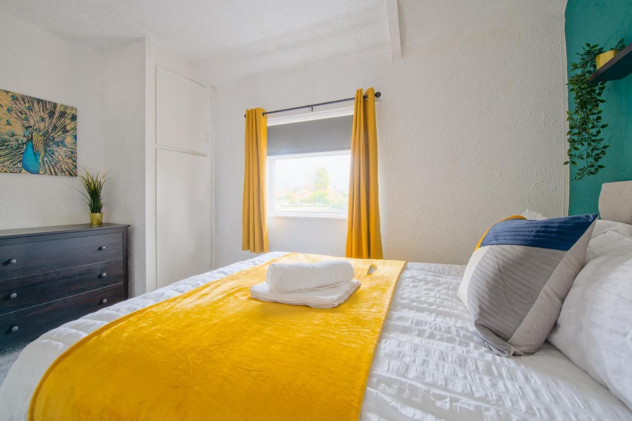 Rookwood House - Spacious Home With Free Parking - Short Stay Leeds Leeds  Ngoại thất bức ảnh