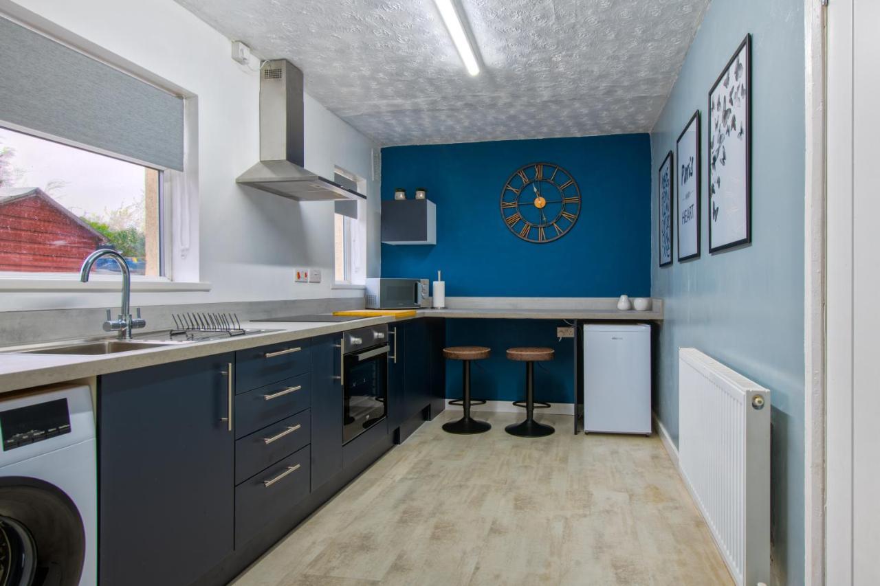 Rookwood House - Spacious Home With Free Parking - Short Stay Leeds Leeds  Ngoại thất bức ảnh